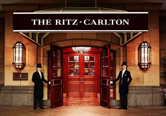 The Ritz-carlton 5*